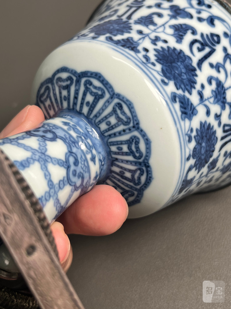清道光  青花缠枝莲纹高足杯 - 图16